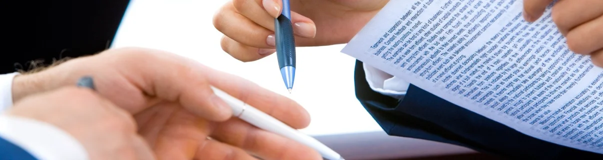 Qué es un contrato fiduciario